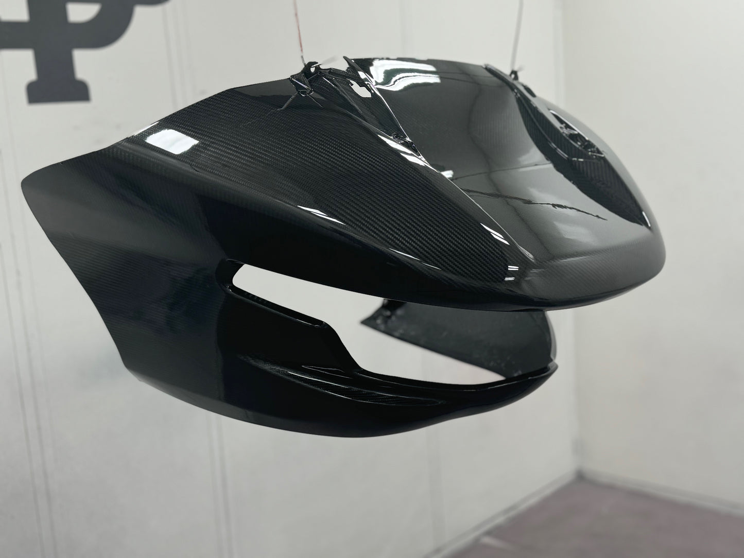 Harley-Davidson Road Glide Carbon Fiber Front Fairing (2024)